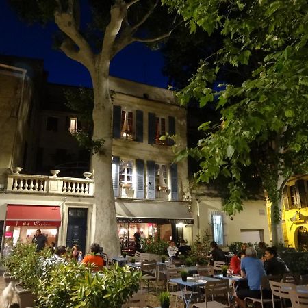 Aux Demoiselles D'Avignon Appartement Buitenkant foto