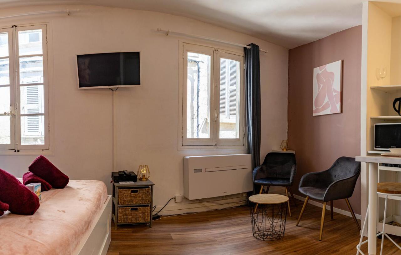 Aux Demoiselles D'Avignon Appartement Buitenkant foto